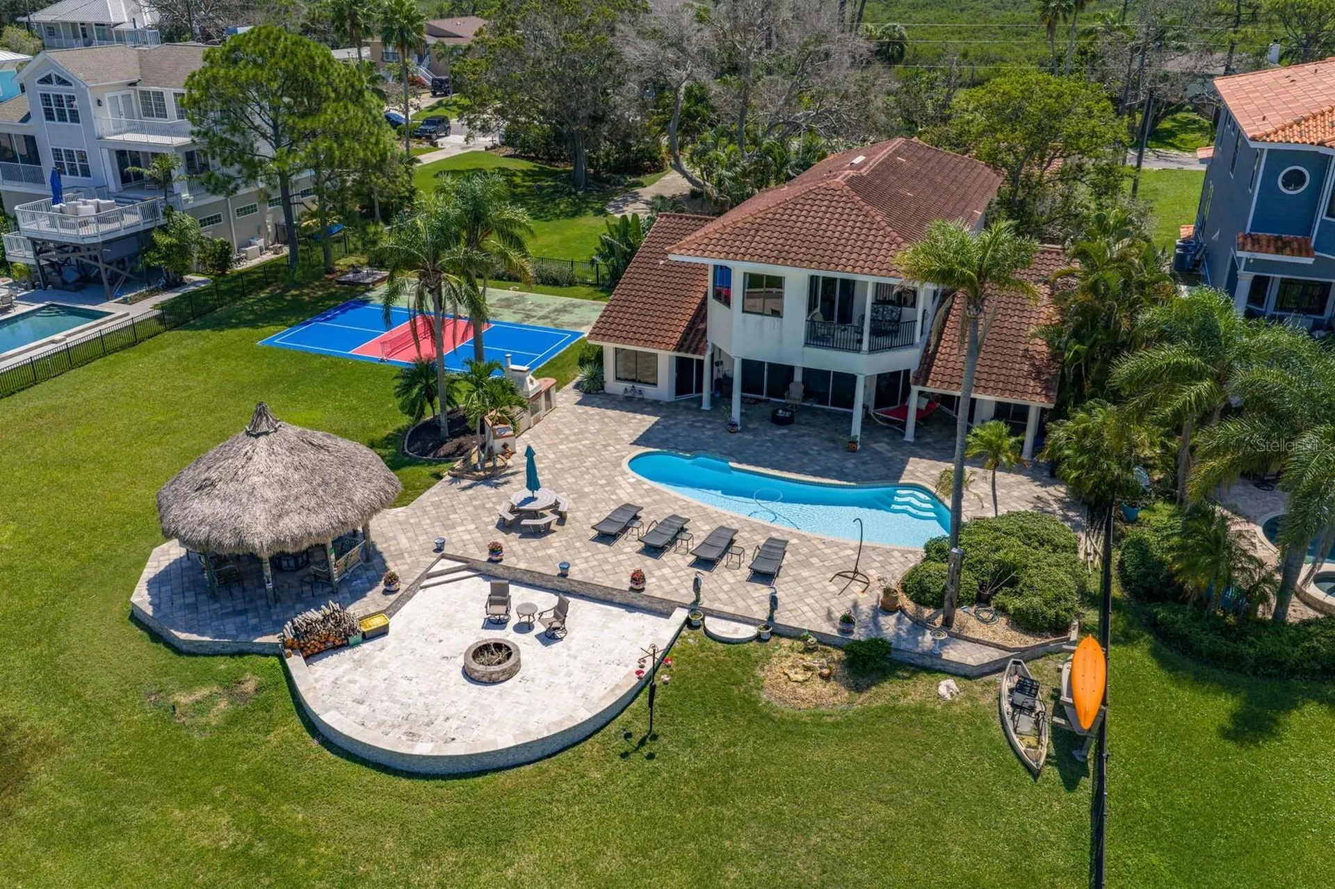 1632 Sea Breeze Drive Tarpon Springs FL 34689