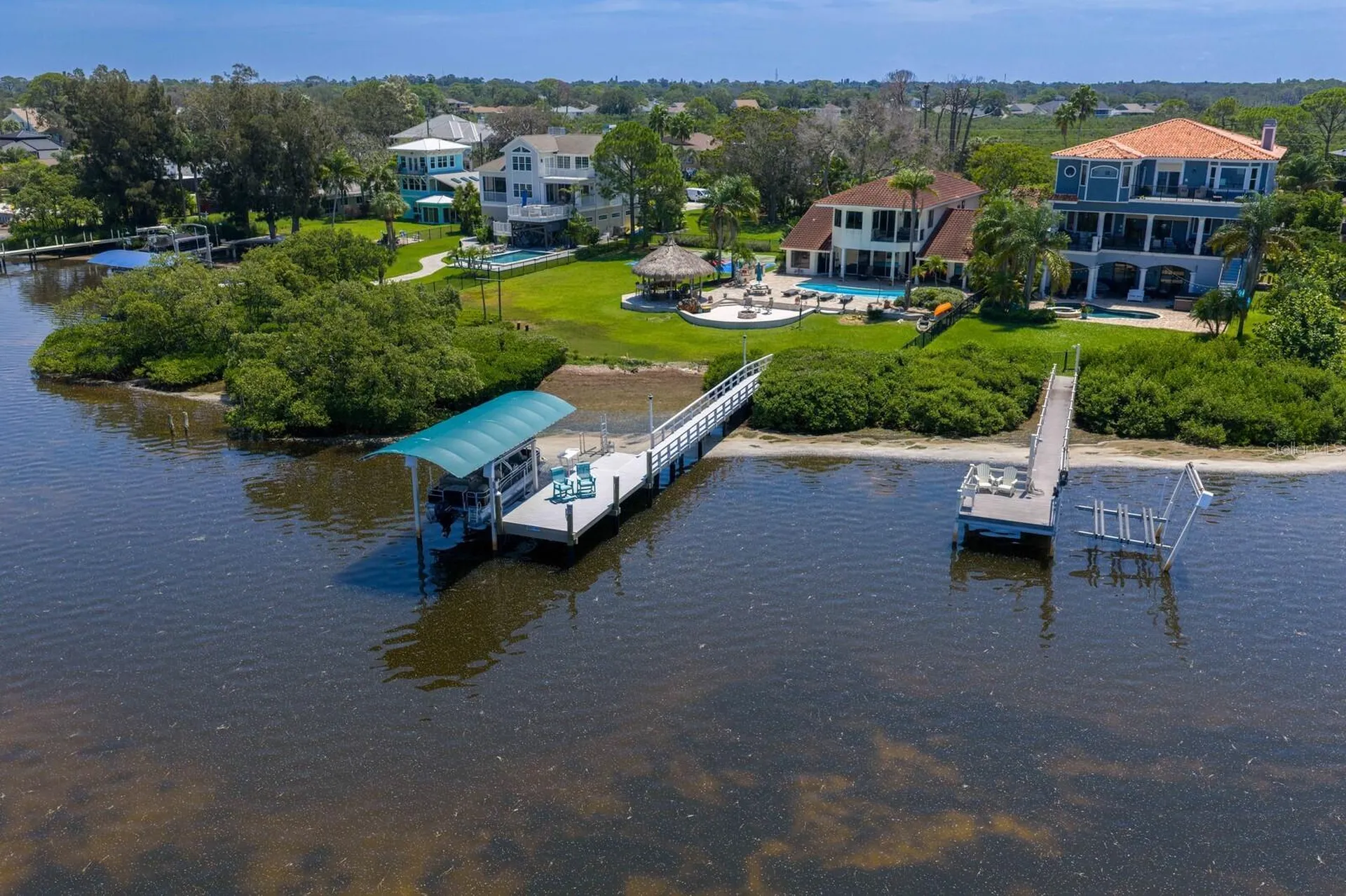 1632 Sea Breeze Drive Tarpon Springs FL 34689