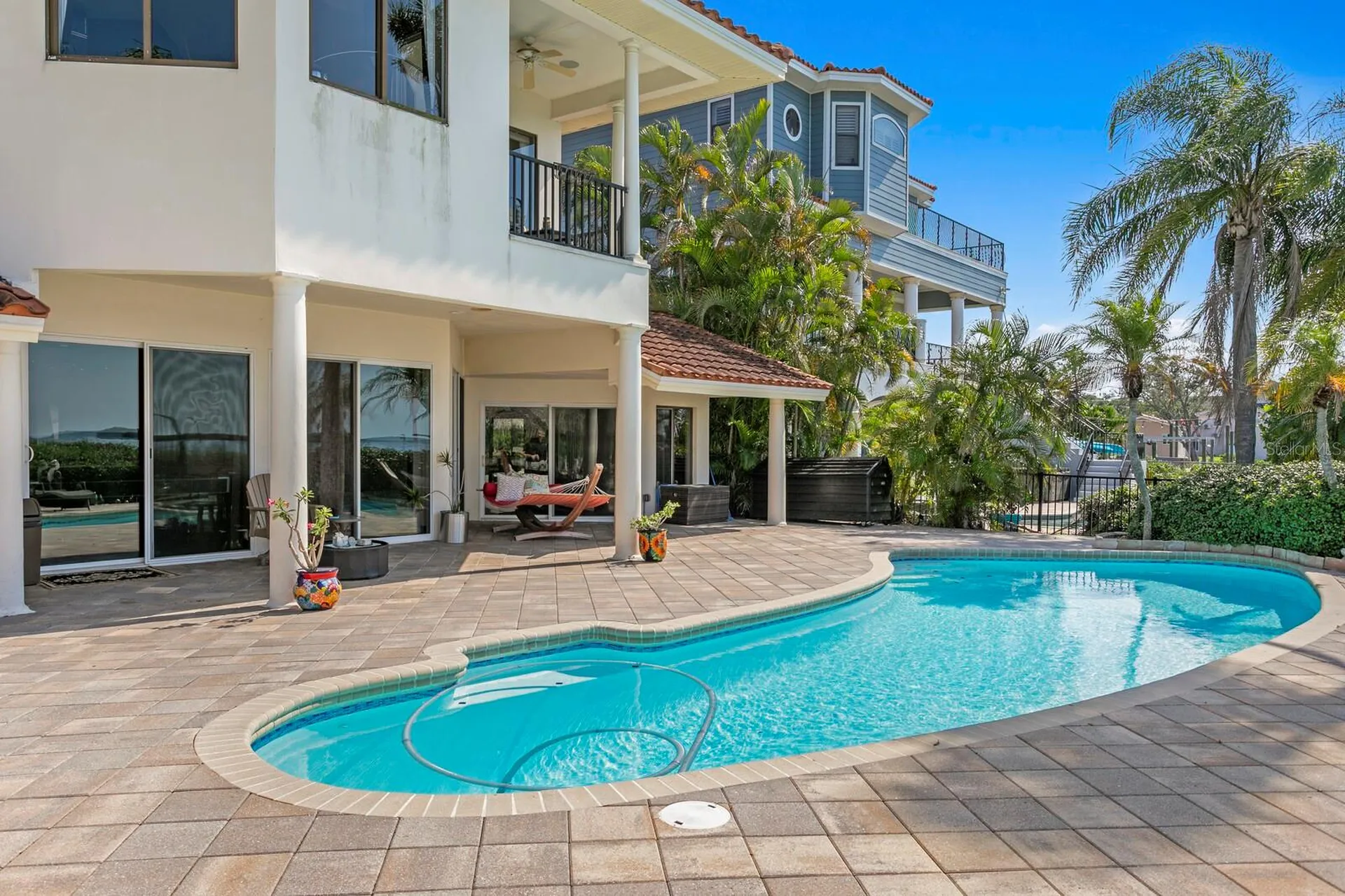 1632 Sea Breeze Drive Tarpon Springs FL 34689