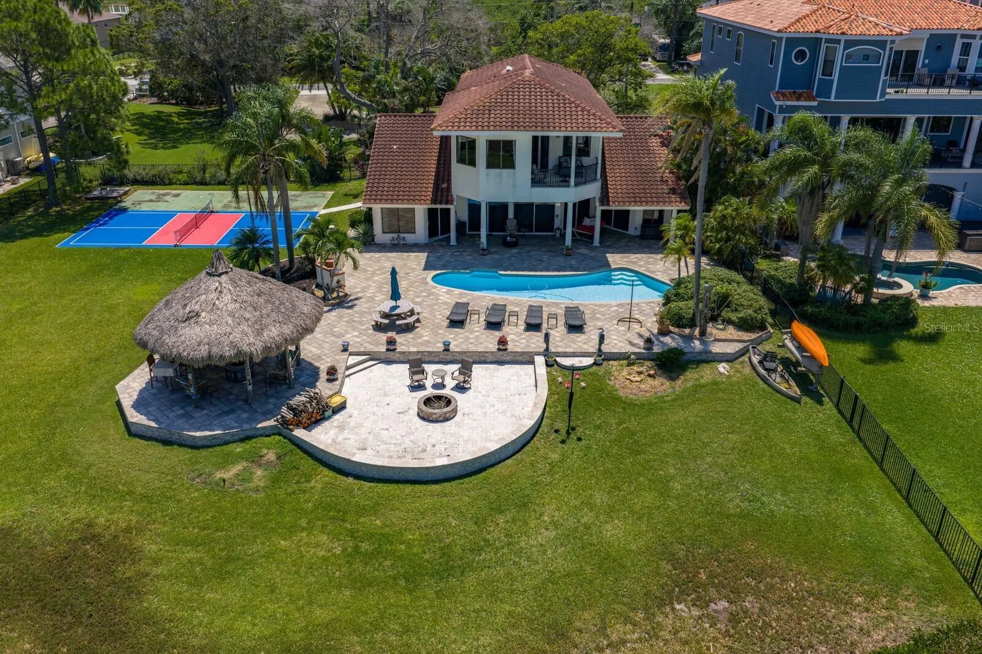 1632 Sea Breeze Drive Tarpon Springs FL 34689