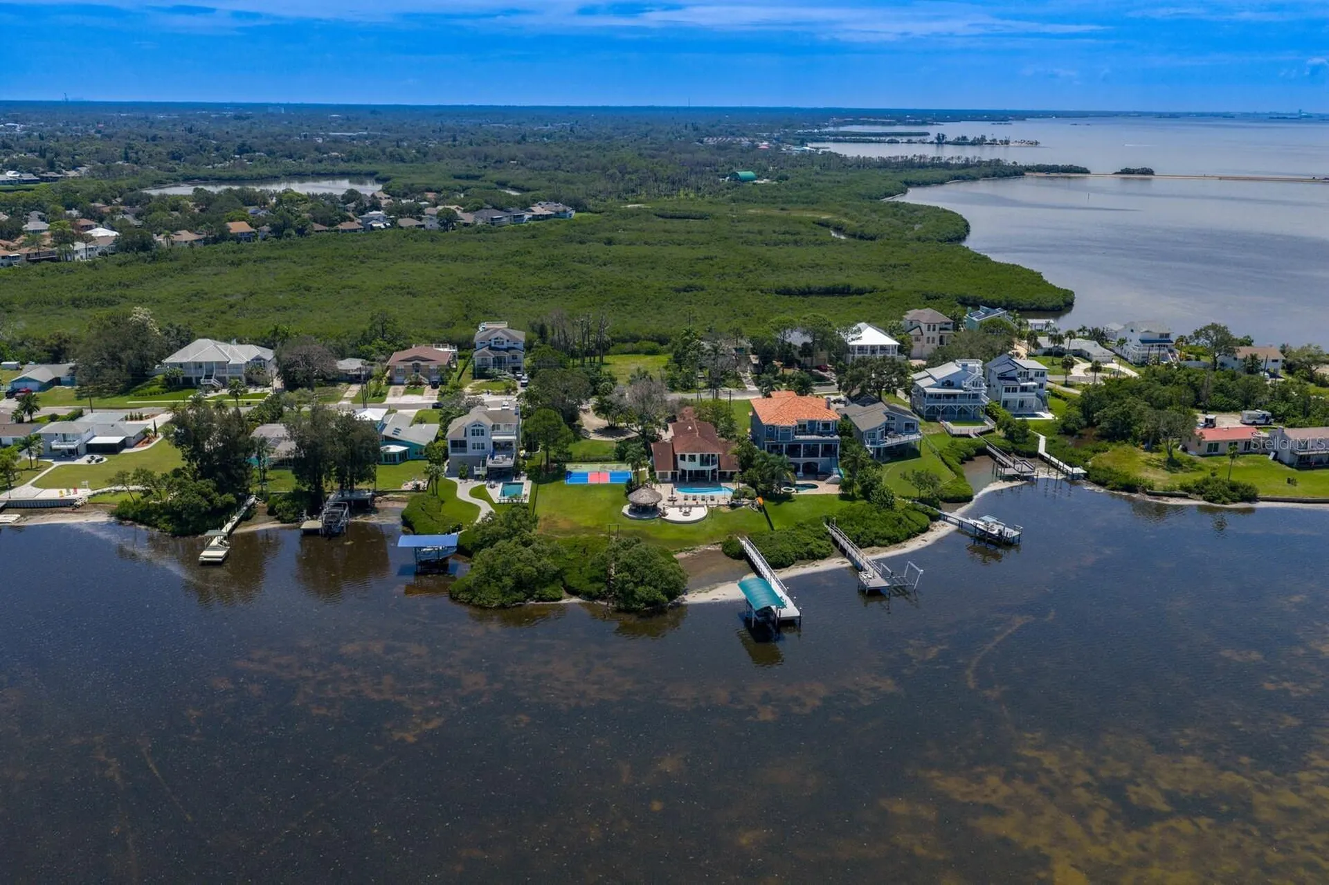 1632 Sea Breeze Drive Tarpon Springs FL 34689
