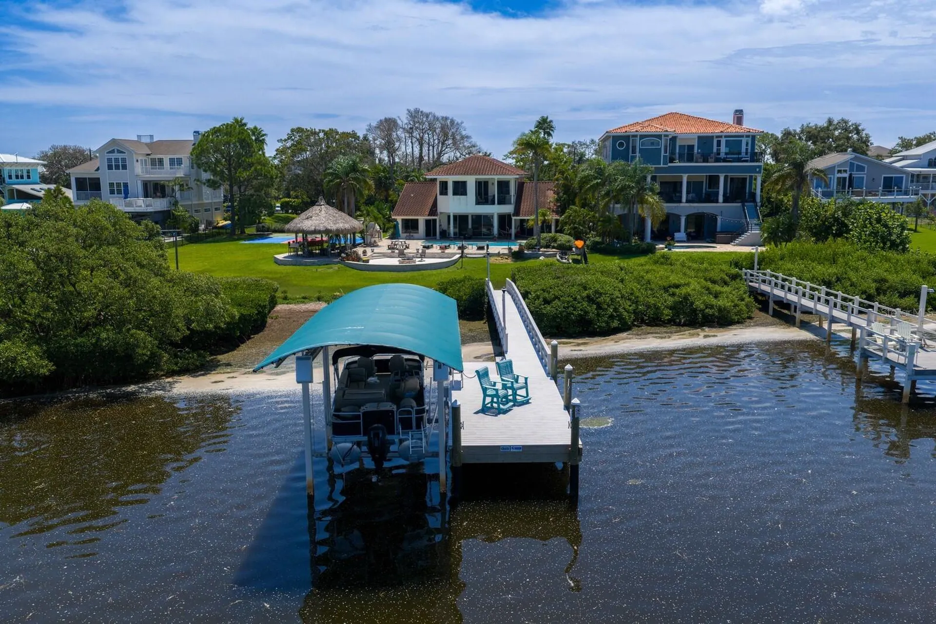 1632 Sea Breeze Drive Tarpon Springs FL 34689