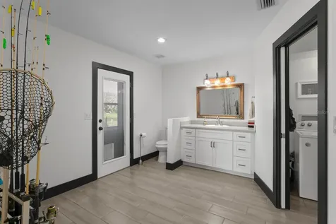 1632 Sea Breeze Drive Tarpon Springs FL 34689