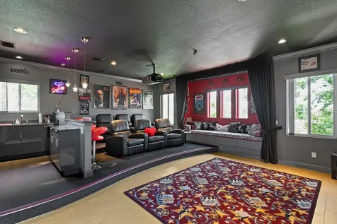 1632 Sea Breeze Drive Tarpon Springs FL 34689