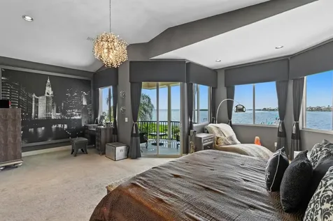 1632 Sea Breeze Drive Tarpon Springs FL 34689