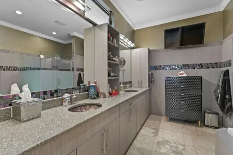 1632 Sea Breeze Drive Tarpon Springs FL 34689