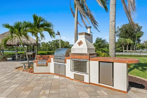1632 Sea Breeze Drive Tarpon Springs FL 34689