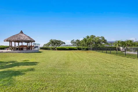 1632 Sea Breeze Drive Tarpon Springs FL 34689