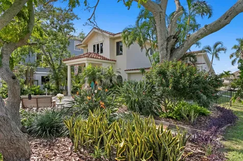1632 Sea Breeze Drive Tarpon Springs FL 34689