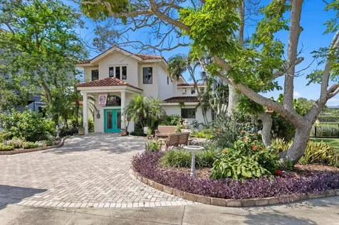 1632 Sea Breeze Drive Tarpon Springs FL 34689