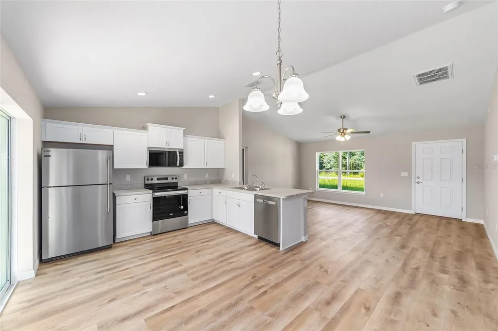 17590 SW 112th Place Dunnellon FL 34432