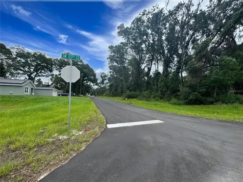 17590 SW 112th Place Dunnellon FL 34432