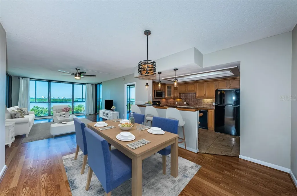 7100 Sunshine Skyway Lane S St Petersburg FL 33711