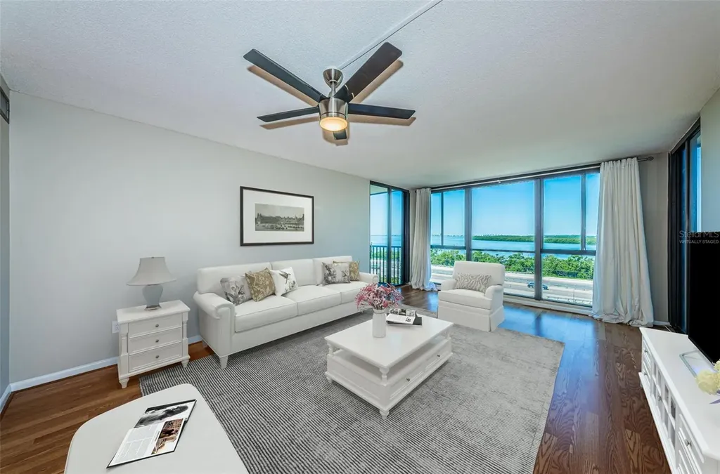 7100 Sunshine Skyway Lane S St Petersburg FL 33711