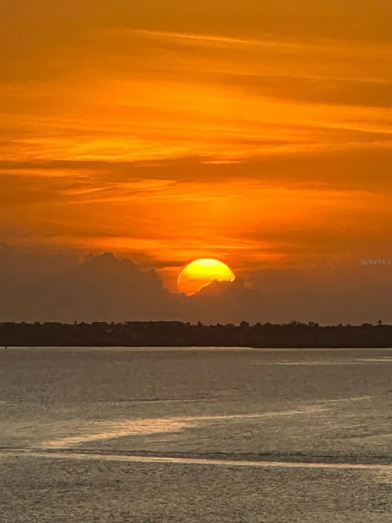 7100 Sunshine Skyway Lane S St Petersburg FL 33711