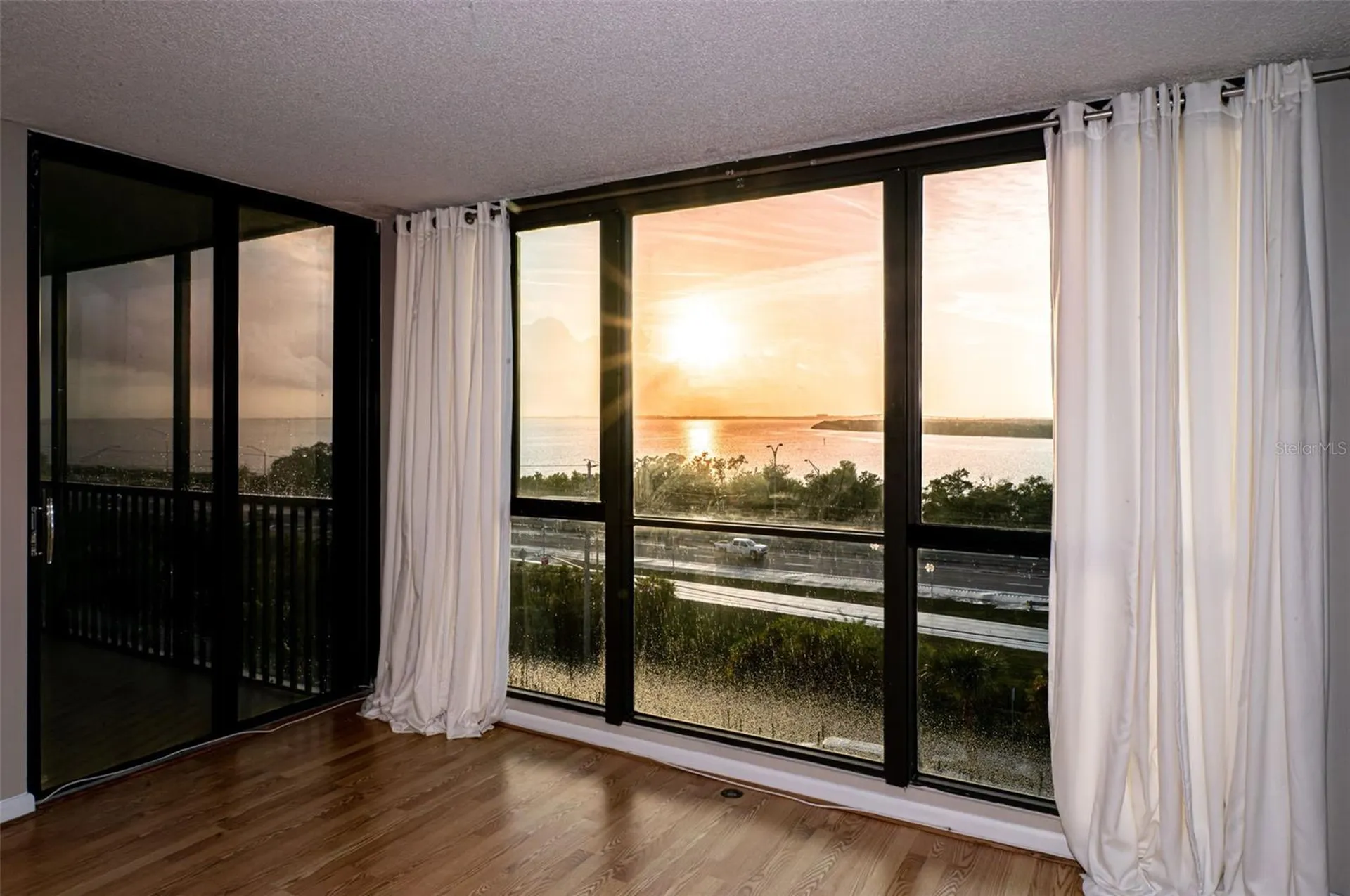 7100 Sunshine Skyway Lane S St Petersburg FL 33711