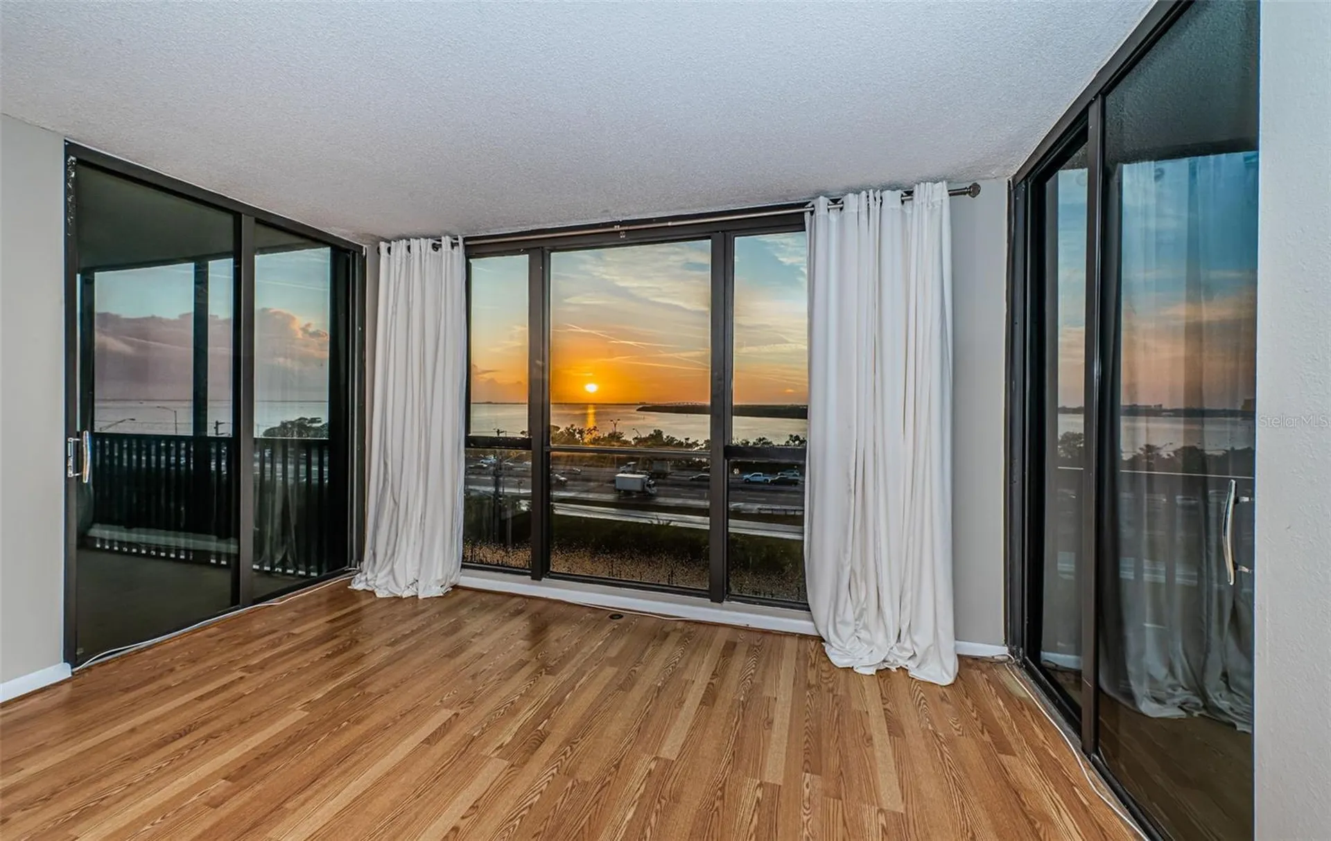 7100 Sunshine Skyway Lane S St Petersburg FL 33711