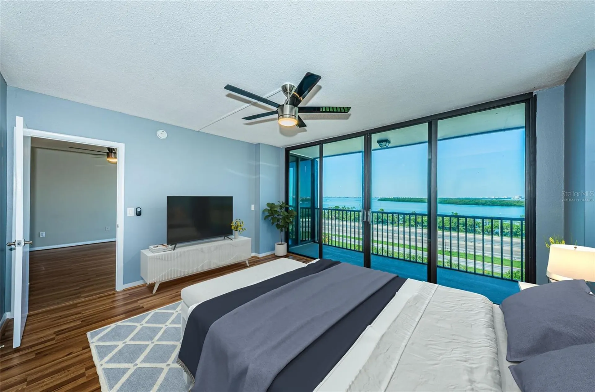 7100 Sunshine Skyway Lane S St Petersburg FL 33711