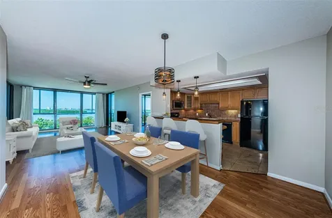 7100 Sunshine Skyway Lane S St Petersburg FL 33711