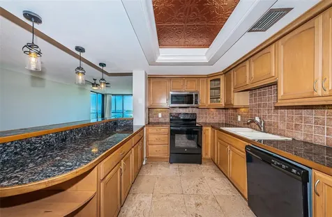 7100 Sunshine Skyway Lane S St Petersburg FL 33711