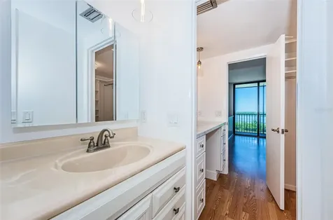 7100 Sunshine Skyway Lane S St Petersburg FL 33711