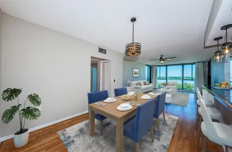 7100 Sunshine Skyway Lane S St Petersburg FL 33711