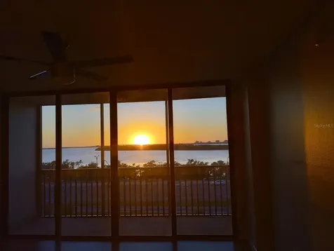 7100 Sunshine Skyway Lane S St Petersburg FL 33711