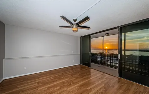 7100 Sunshine Skyway Lane S St Petersburg FL 33711