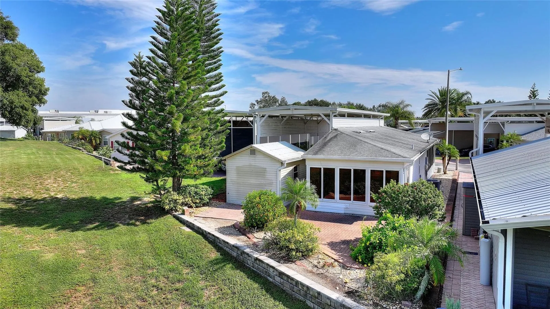 1144 Deer Creek Boulevard Davenport FL 33837