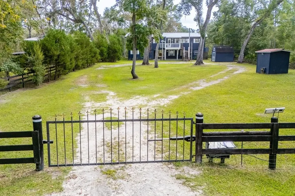 102 NE 931st Street Branford FL 32008