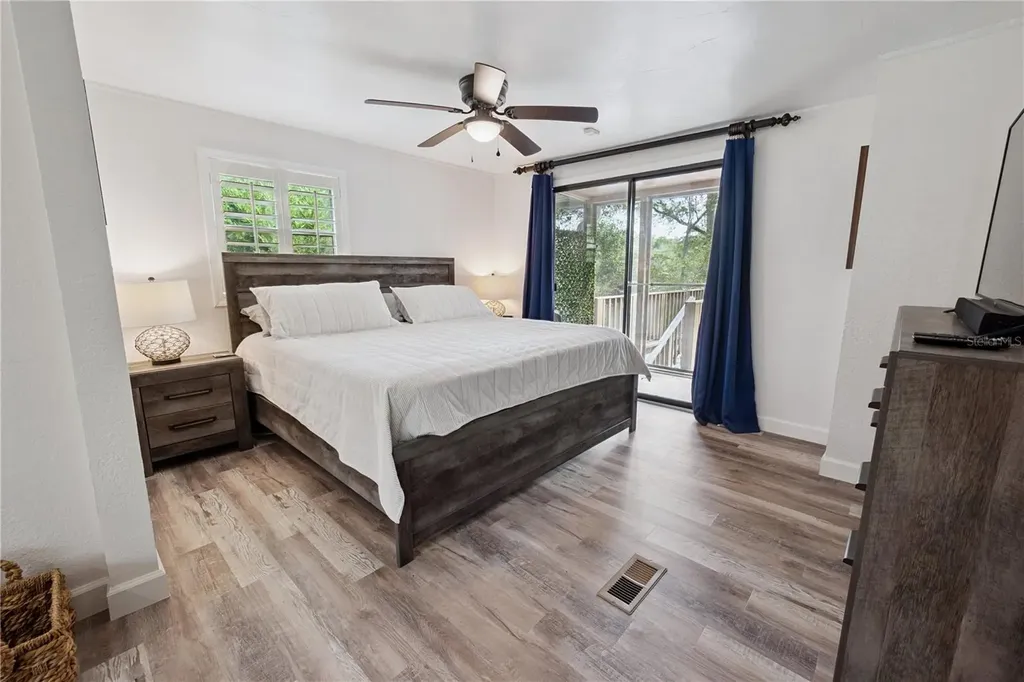 102 NE 931st Street Branford FL 32008