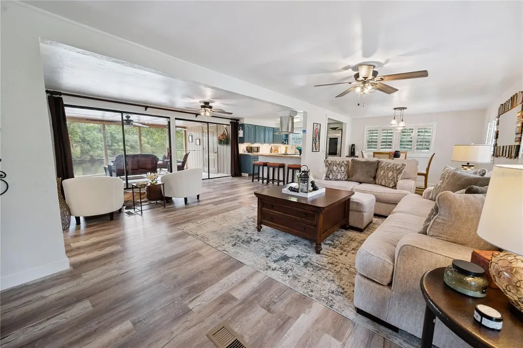 102 NE 931st Street Branford FL 32008