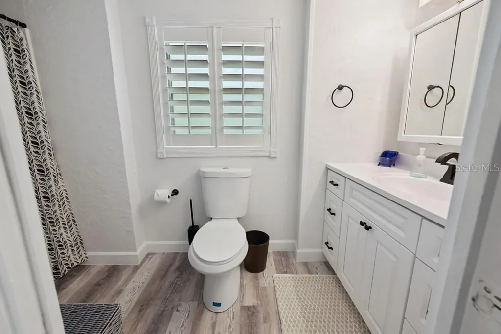 102 NE 931st Street Branford FL 32008