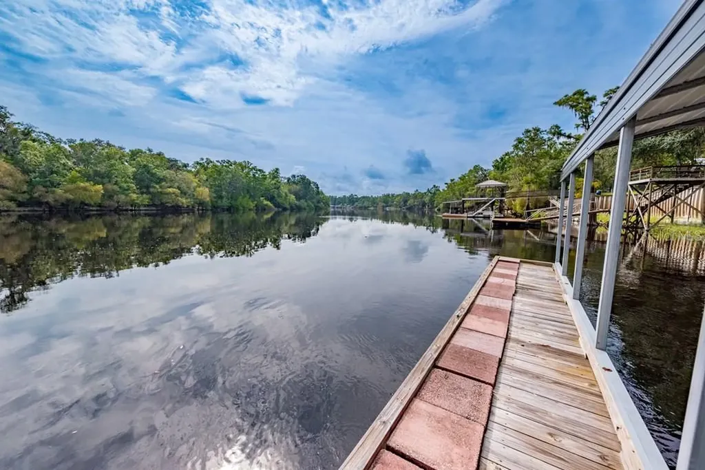 102 NE 931st Street Branford FL 32008