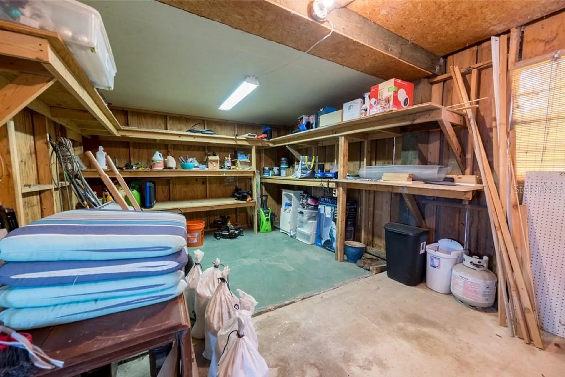 102 NE 931st Street Branford FL 32008