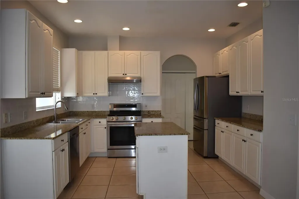 15509 Montilla Loop Tampa FL 33625