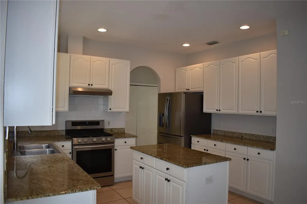 15509 Montilla Loop Tampa FL 33625