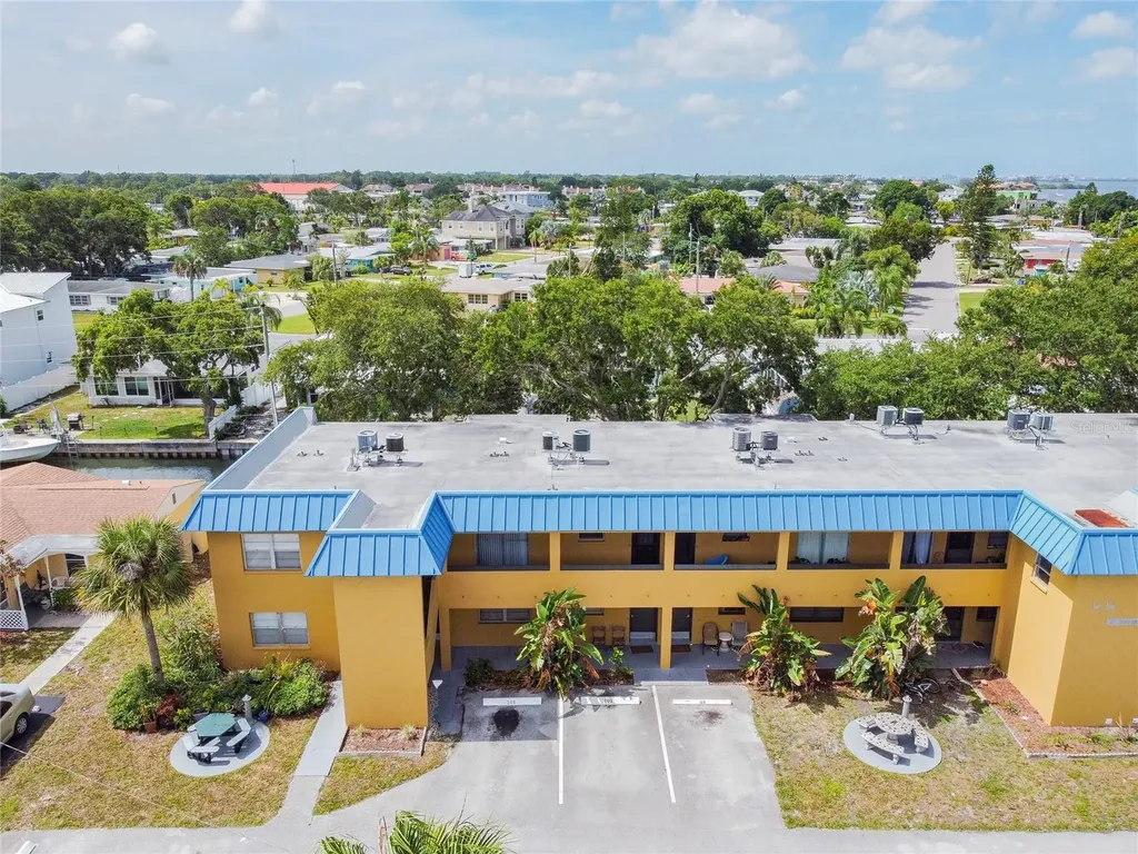 439 S Paula Drive Dunedin FL 34698