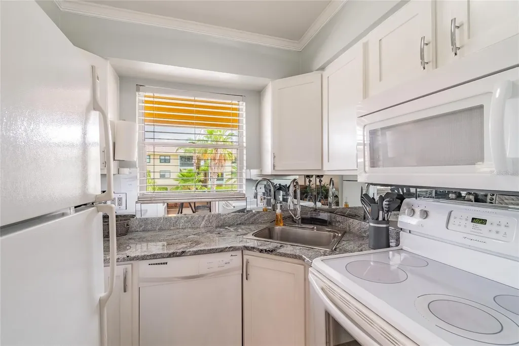 439 S Paula Drive Dunedin FL 34698