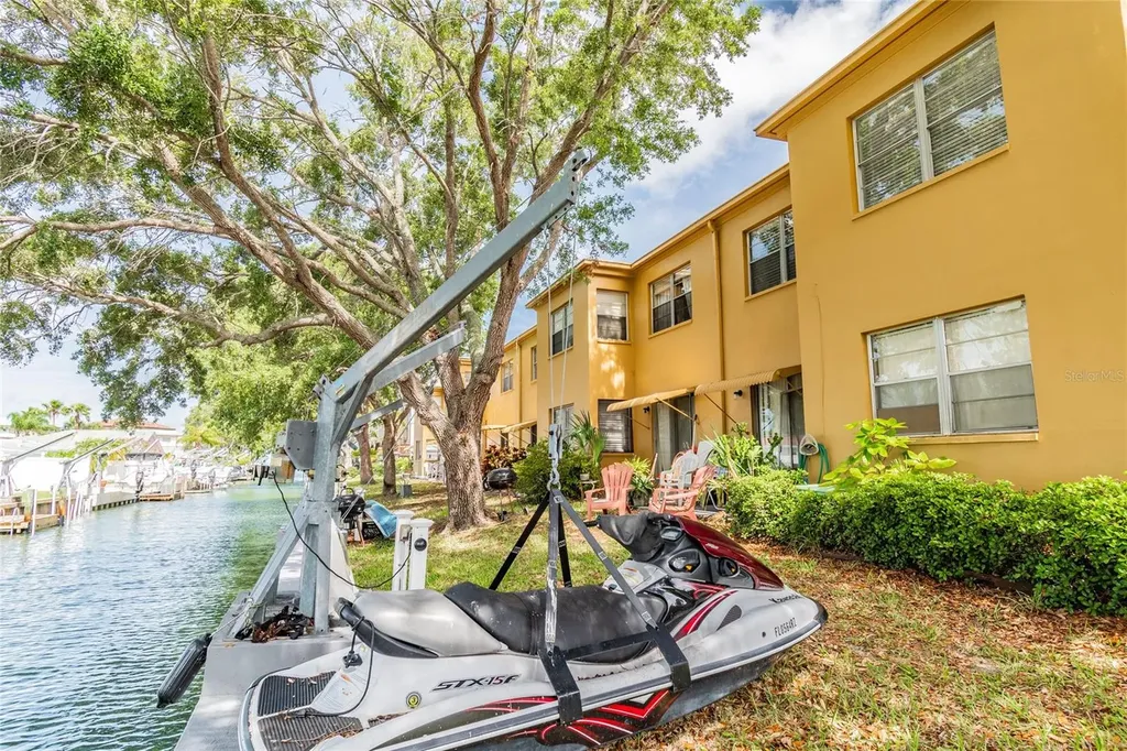 439 S Paula Drive Dunedin FL 34698