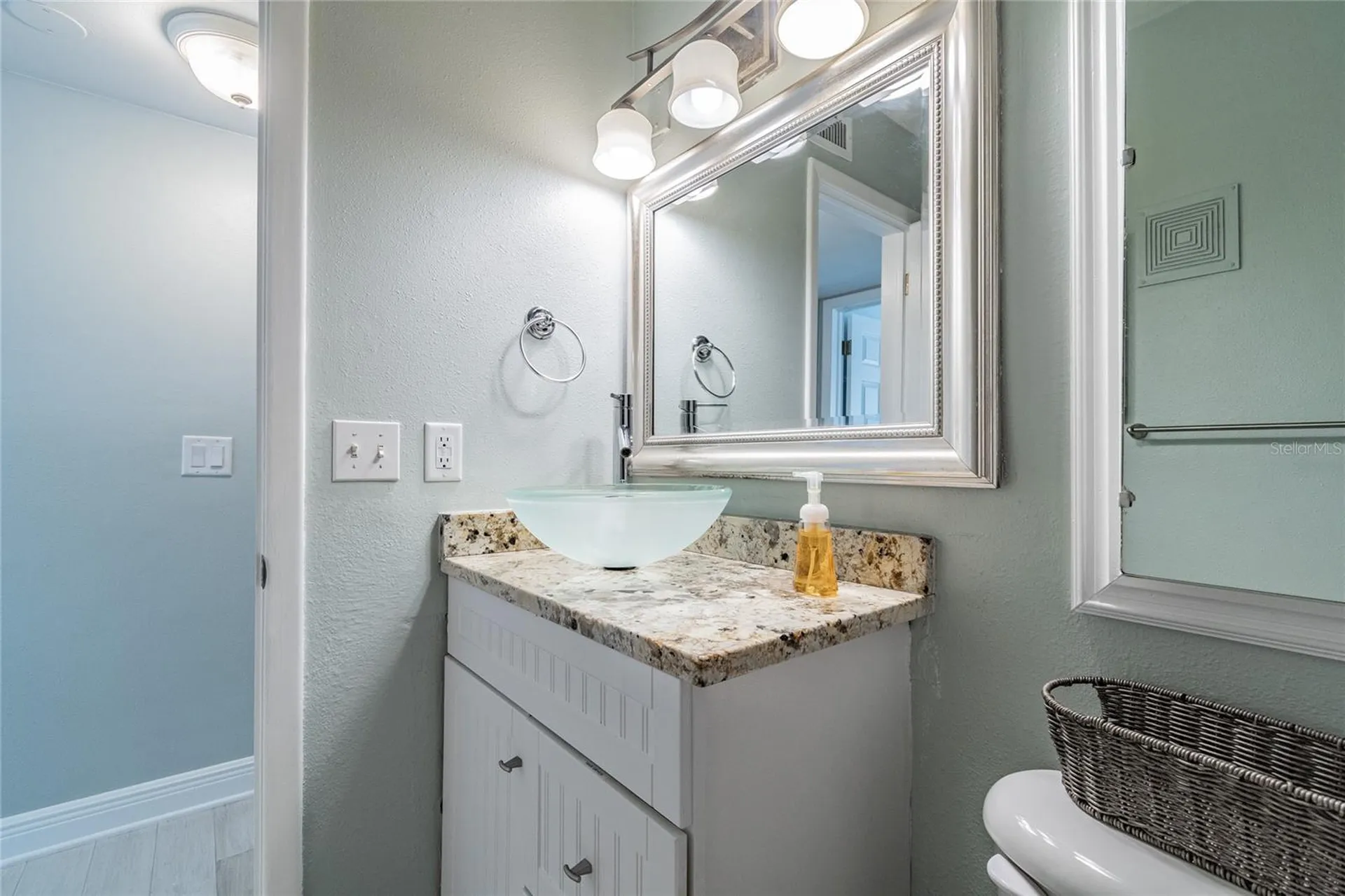 439 S Paula Drive Dunedin FL 34698