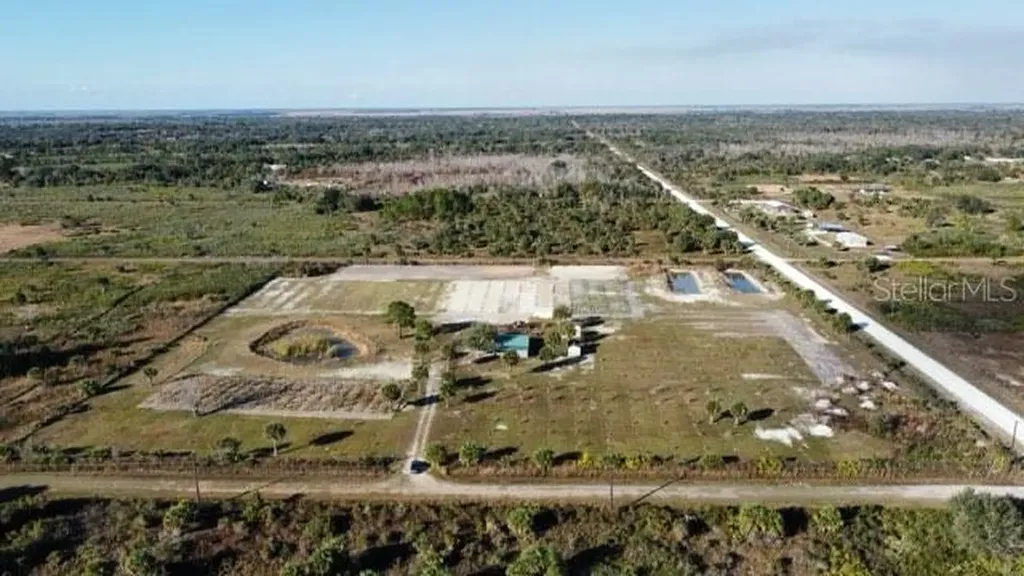 20914 NW 280th Street Okeechobee FL 34972