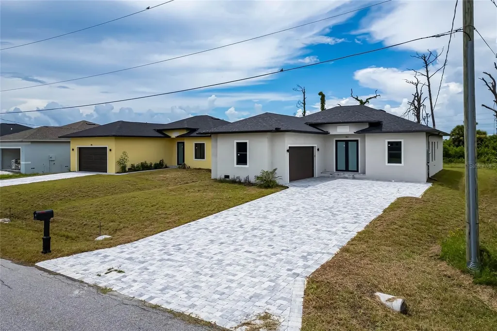 183 Sesame Road E Rotonda West FL 33947