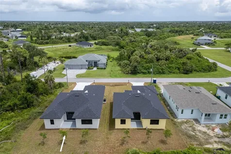 183 Sesame Road E Rotonda West FL 33947