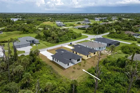183 Sesame Road E Rotonda West FL 33947