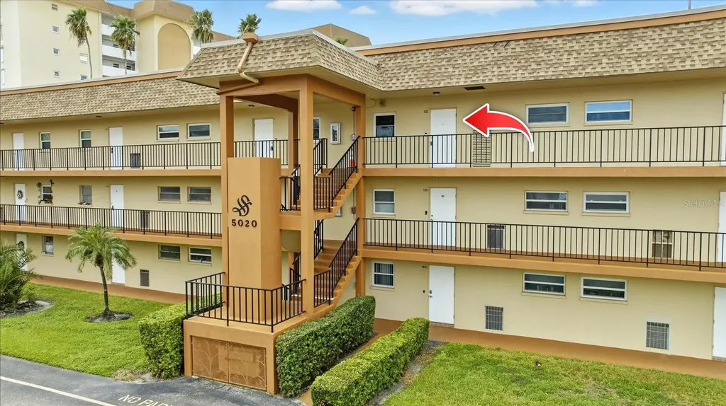 5020 Brittany Drive S St Petersburg FL 33715