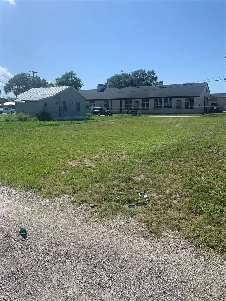 517 Lincoln Avenue W Lake Wales FL 33853