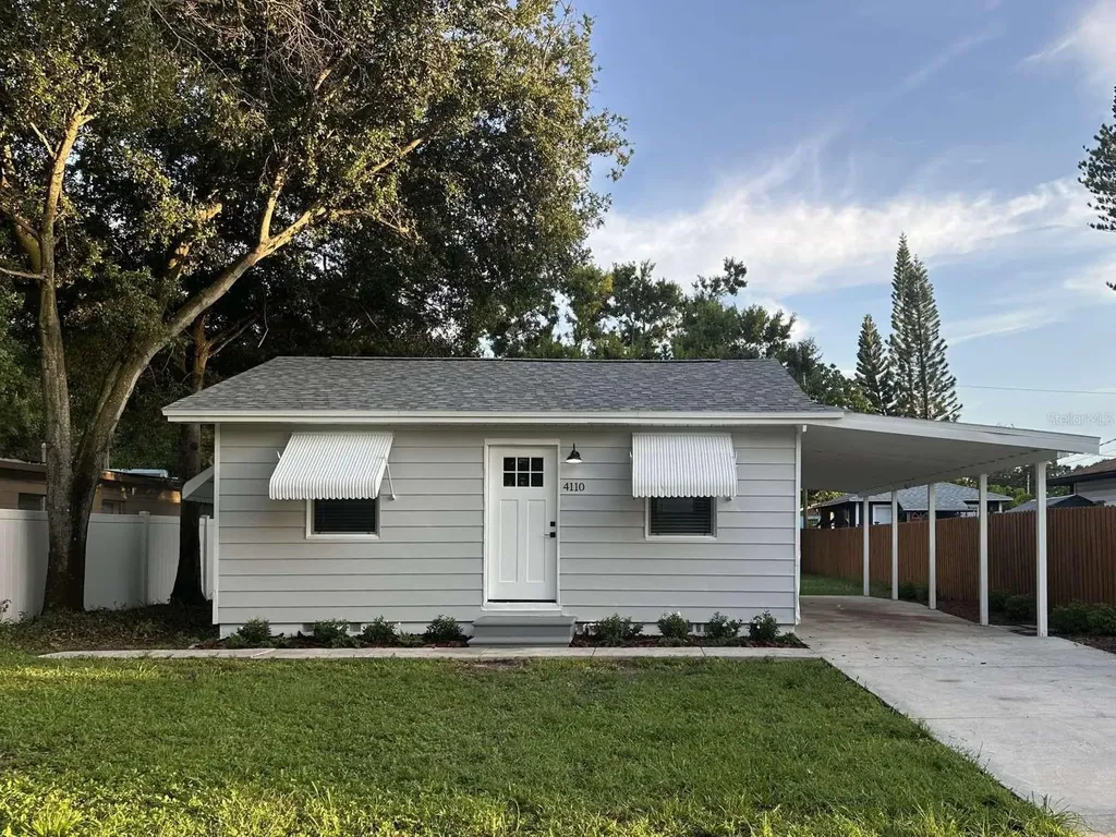 4110 42nd Avenue N St Petersburg FL 33714