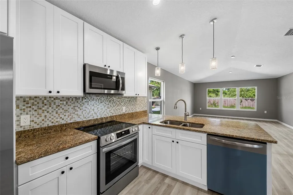 3914 Walnut Avenue Sarasota FL 34234