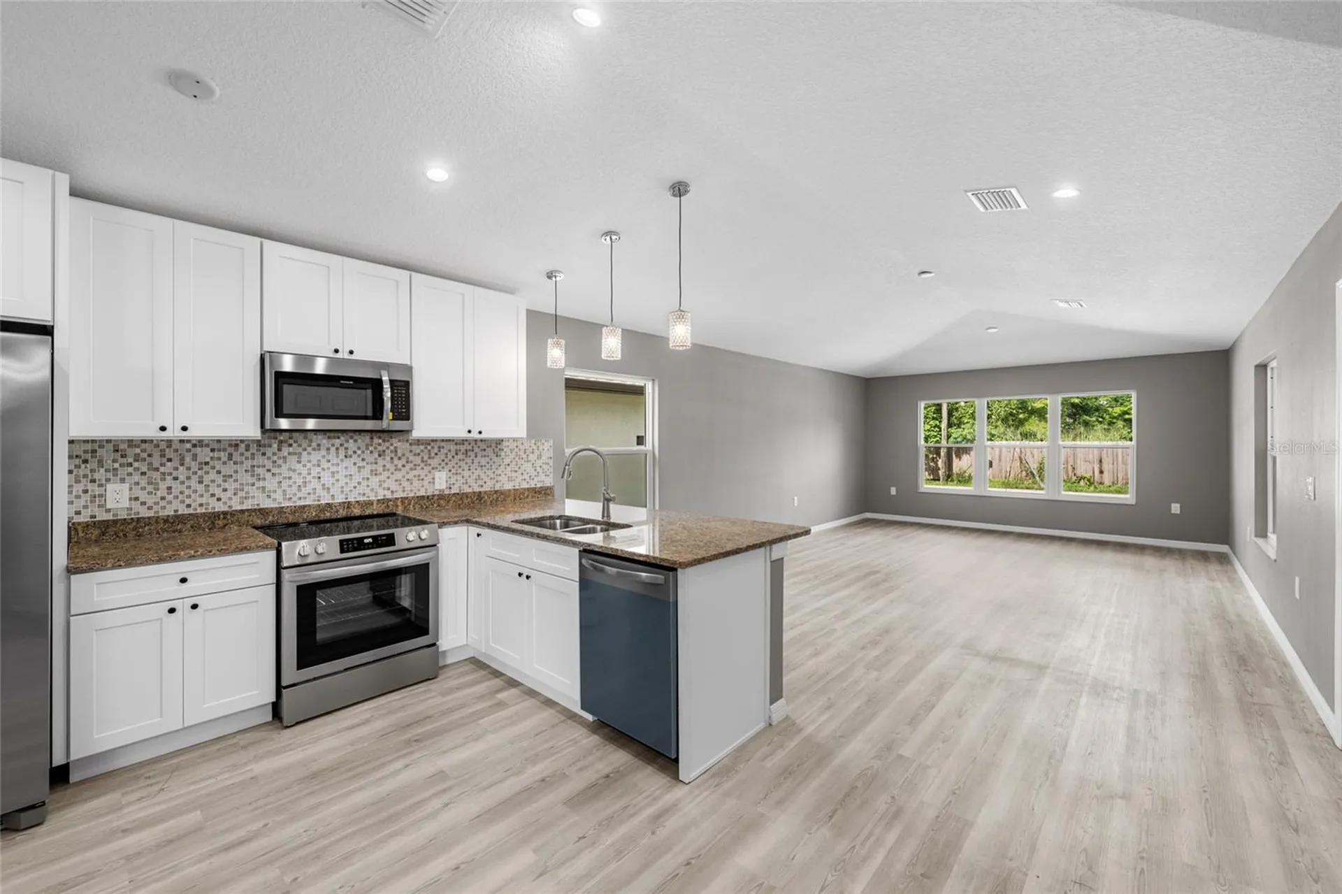 3914 Walnut Avenue Sarasota FL 34234